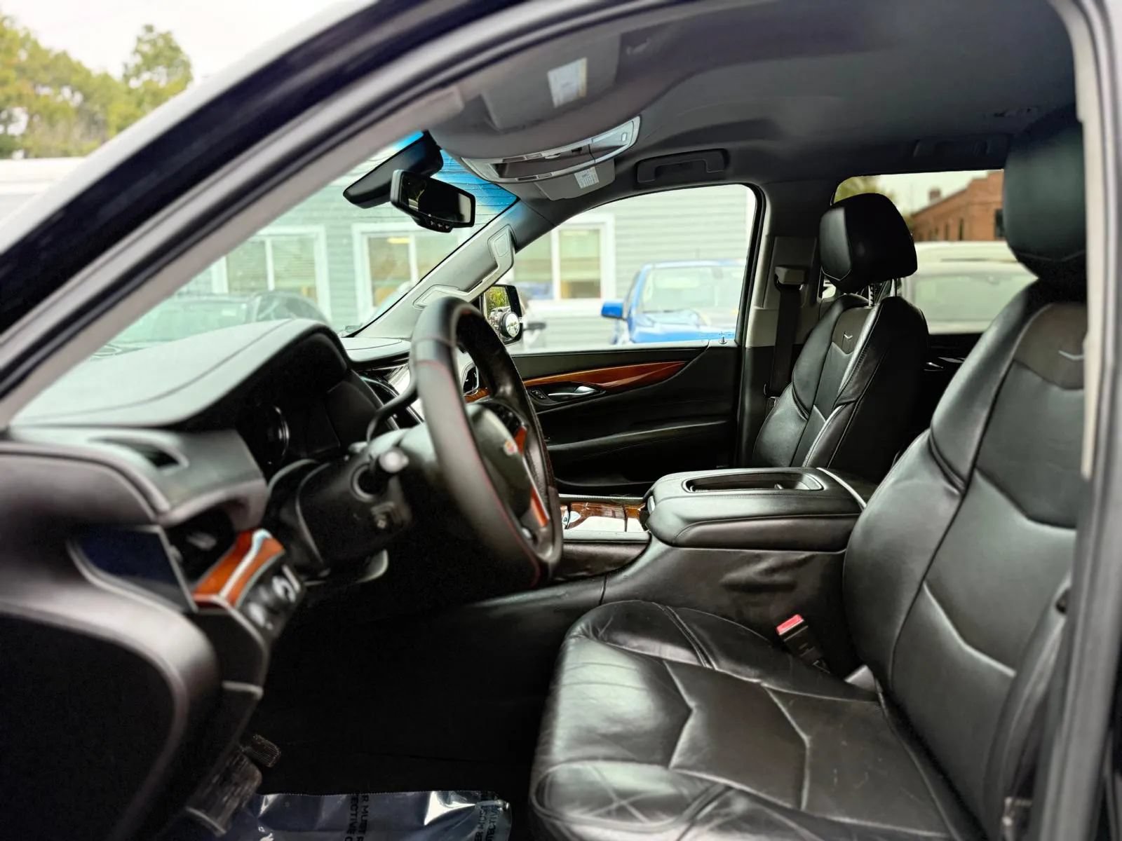 Used 2016 Cadillac Escalade ESV 2WD image 27