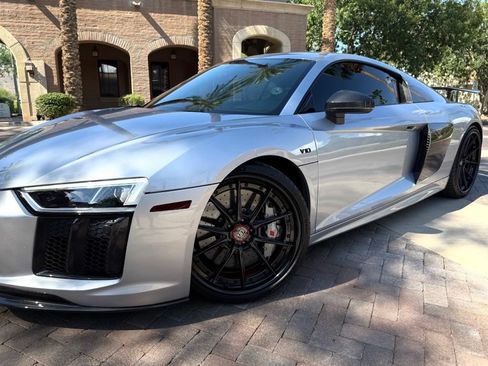 Used 2017 Audi R8 V10 plus AWD/4WD image 9