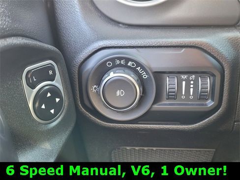 Certified 2019 Jeep Wrangler Sport image 21