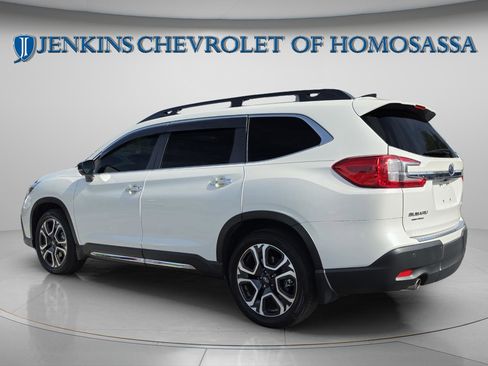 Used 2025 Subaru Ascent Touring w/ Popular Package #1 image 8