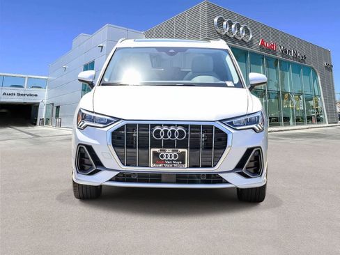Used 2023 Audi Q3 2.0T Premium w/ Convenience Package AWD/4WD image 6