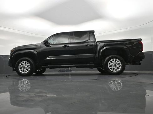 Used 2025 Toyota Tacoma SR5 RWD image 25