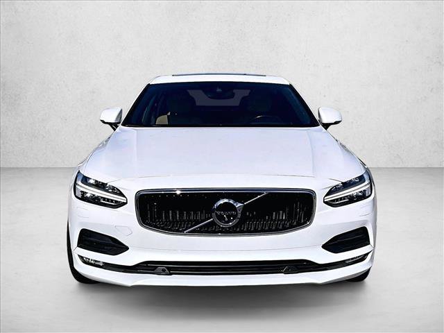 Used 2018 Volvo S90 T5 Momentum w/ Convenience Package FWD image 3