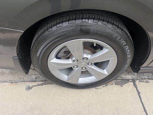 Used 2018 Honda Odyssey EX-L image 24