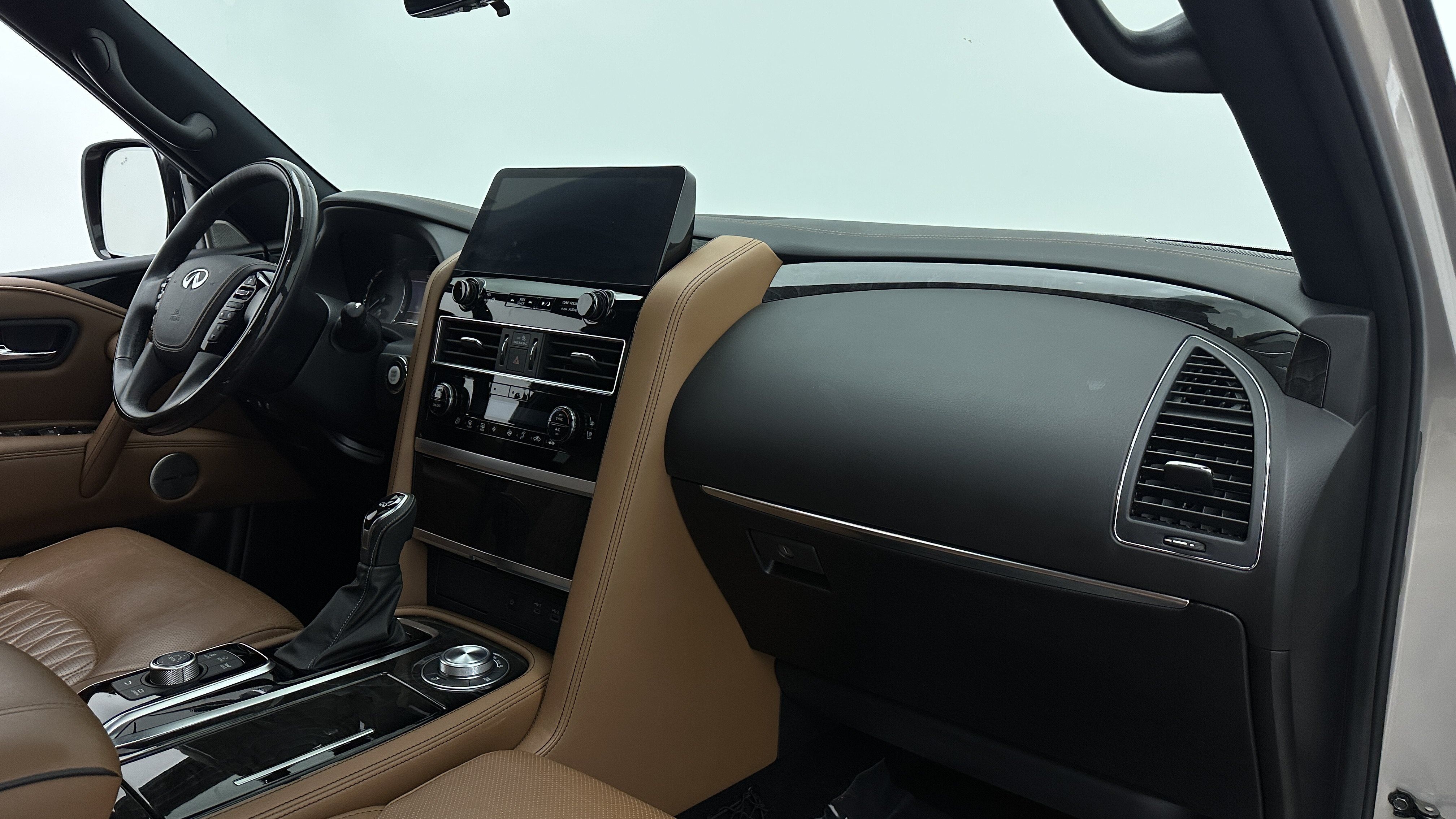 Used 2023 INFINITI QX80 Sensory w/ Cargo Package AWD/4WD image 47