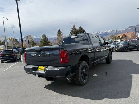 New 2026 RAM 2500 Laramie AWD/4WD image 4