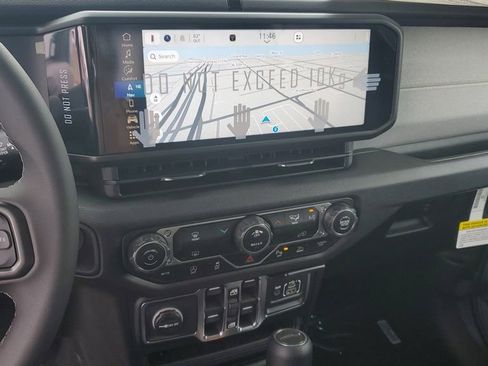 New 2026 Jeep Gladiator Sport image 23