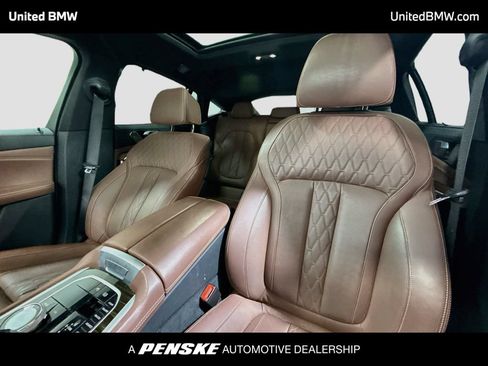 Used 2021 BMW X6 M50i w/ Executive Package AWD/4WD image 5