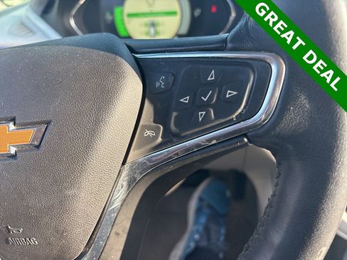Used 2019 Chevrolet Bolt Premier w/ Infotainment Package image 22