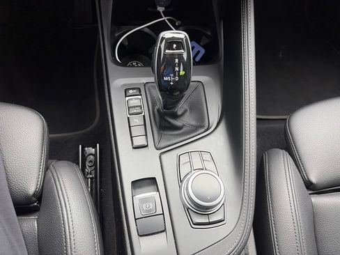 Used 2022 BMW X2 sDrive28i w/ Convenience Package FWD image 13