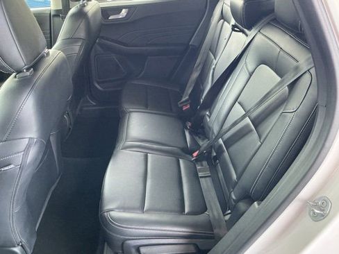 Used 2021 Ford Escape SEL w/ Technology Package image 12