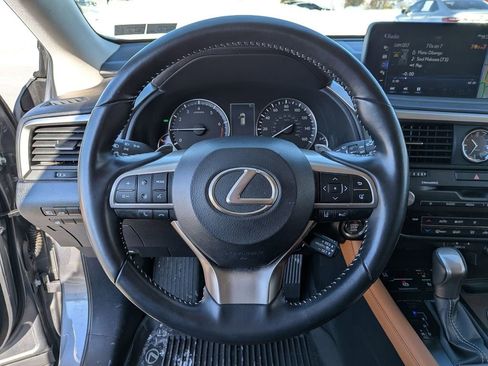 Used 2021 Lexus RX 350L Premium w/ Premium Package image 12