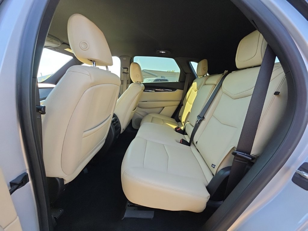 Used 2019 Cadillac XT5 FWD image 9
