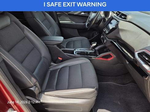 Used 2022 Chevrolet TrailBlazer RS w/ Sun and Liftgate Package FWD image 15