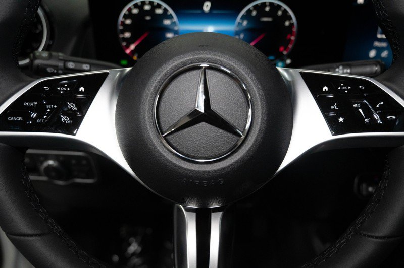 New 2026 Mercedes-Benz GLB 250 image 22