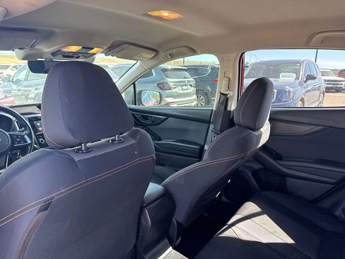 Used 2019 Subaru Crosstrek 2.0i Premium w/ Eyesight System image 23