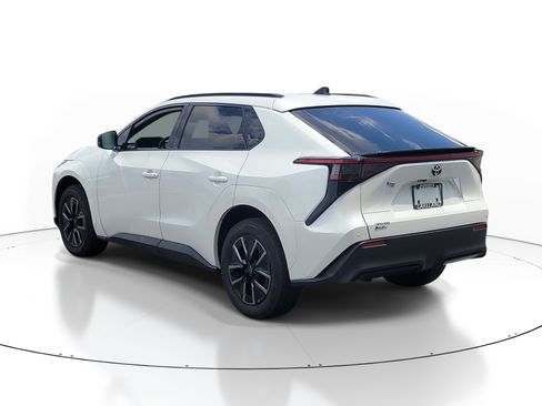 Certified 2026 Toyota bZ FWD image 5
