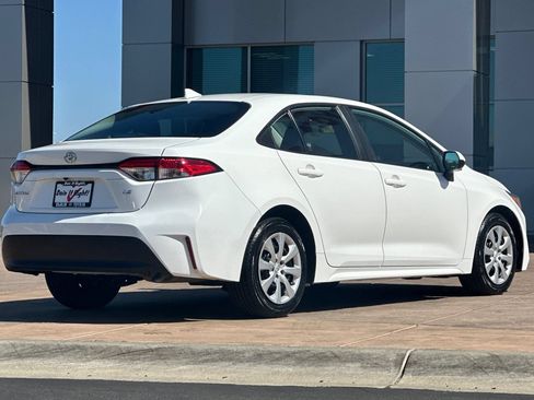 Certified 2023 Toyota Corolla LE FWD image 4