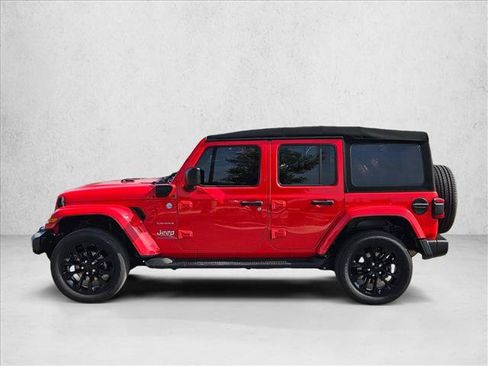 Used 2023 Jeep Wrangler Unlimited Sahara AWD/4WD image 9