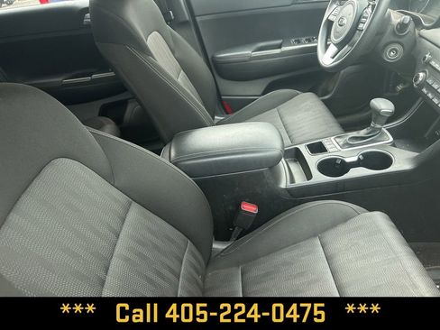 Used 2021 Kia Sportage LX AWD/4WD image 7