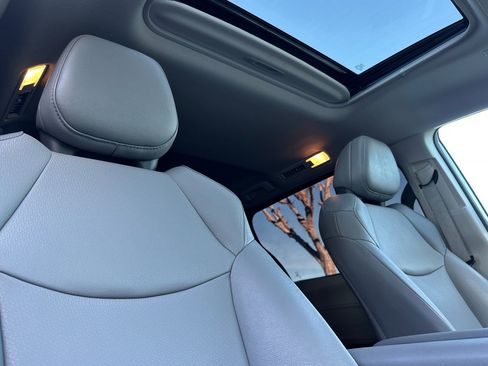 Certified 2024 Toyota Sienna XLE image 22