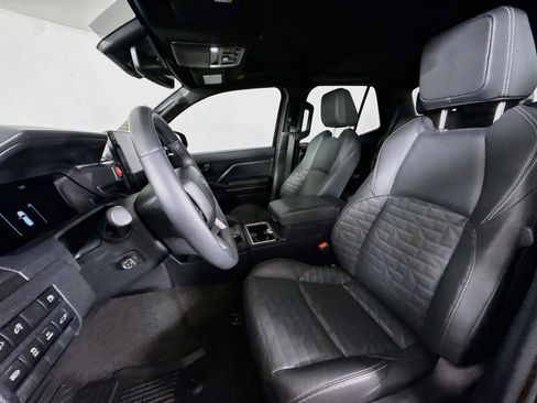 Used 2026 Toyota 4Runner TRD Sport Premium AWD/4WD image 3