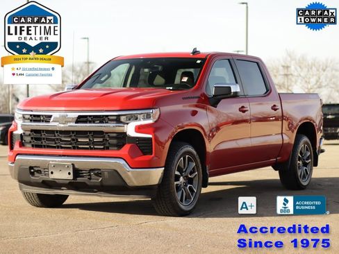 Used 2023 Chevrolet Silverado 1500 LT w/ Protection Package image 3