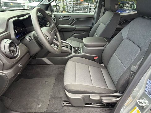 New 2026 Chevrolet Blazer LT w/ Convenience Package FWD image 16