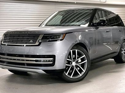 New 2025 Land Rover Range Rover SE