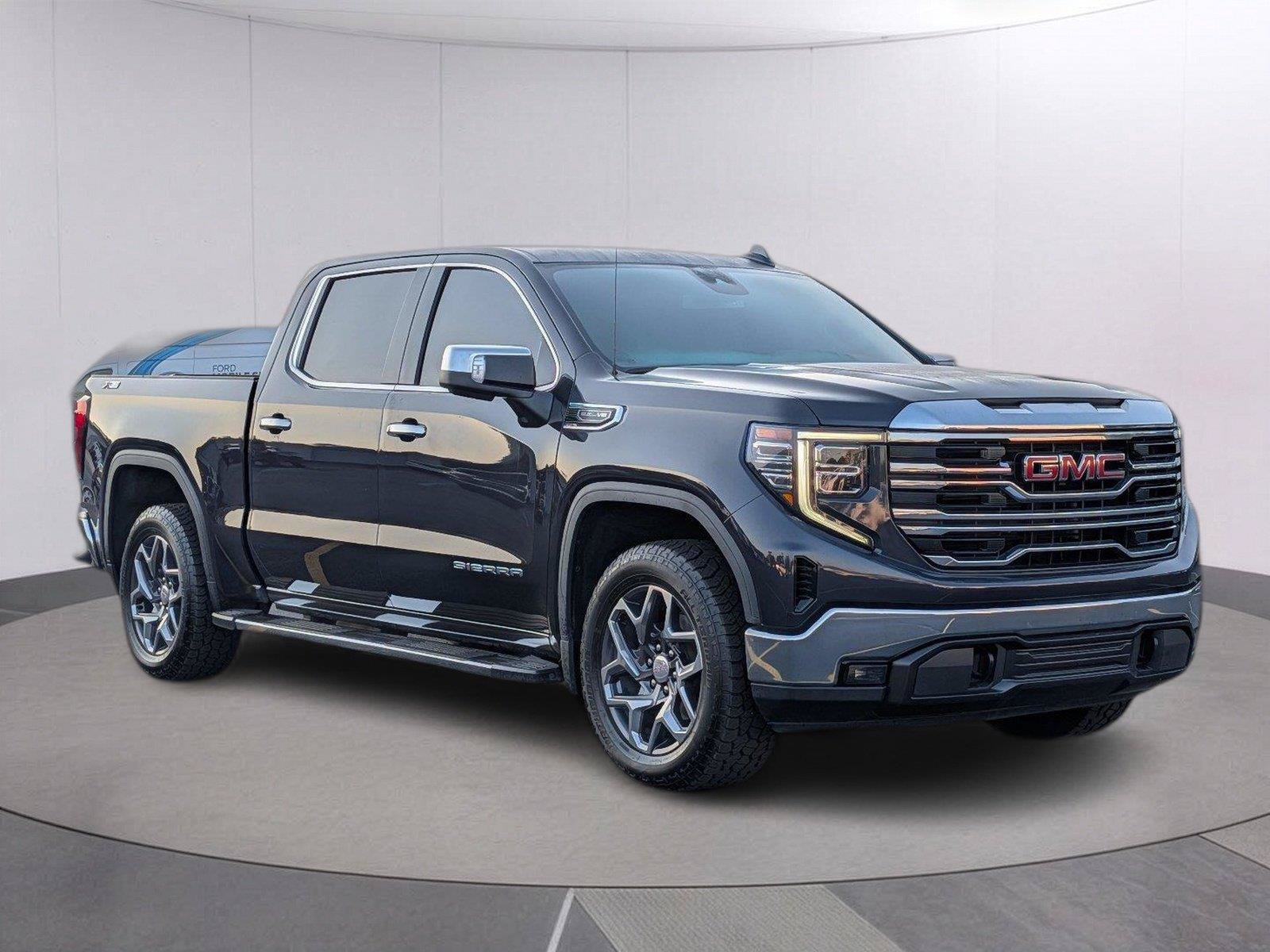 Certified 2023 GMC Sierra 1500 SLT w/ SLT Premium Package AWD/4WD image 8