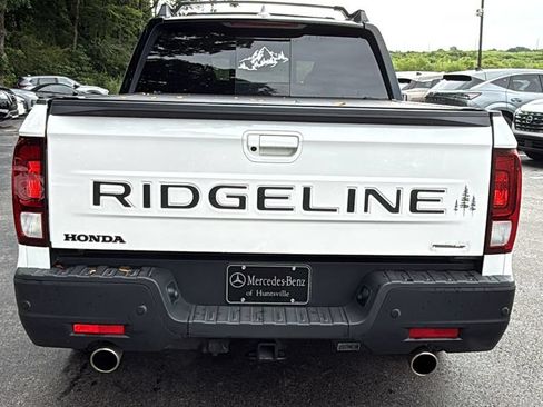 Used 2024 Honda Ridgeline Black Edition image 4
