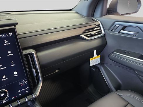 New 2026 GMC Acadia Elevation w/ Elevation Premium Package image 26