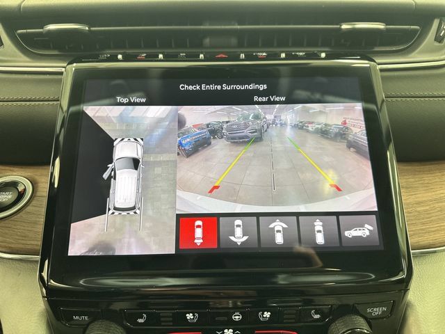 Used 2023 Jeep Grand Cherokee L Summit w/ Advanced Protech Group IV AWD/4WD image 36