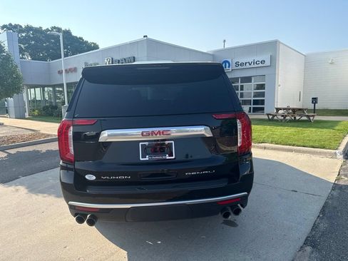 Used 2024 GMC Yukon Denali AWD/4WD image 7