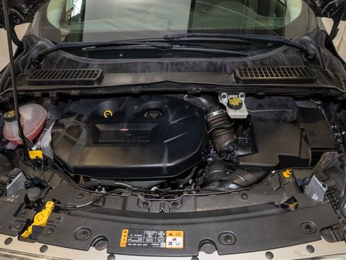 Used 2017 Ford Escape Titanium image 20