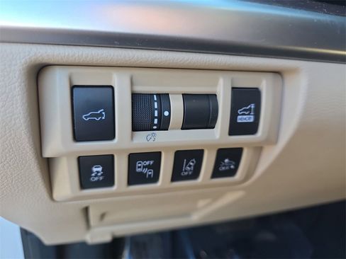 Used 2019 Subaru Outback 2.5i Limited w/ Popular Package #2 image 33