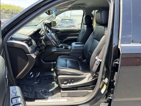 Used 2019 Chevrolet Tahoe LT AWD/4WD image 12