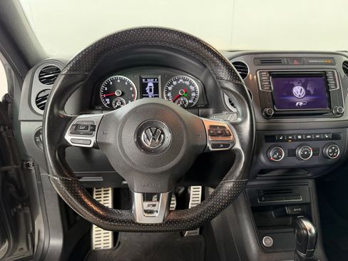 Used 2016 Volkswagen Tiguan R-Line FWD image 15