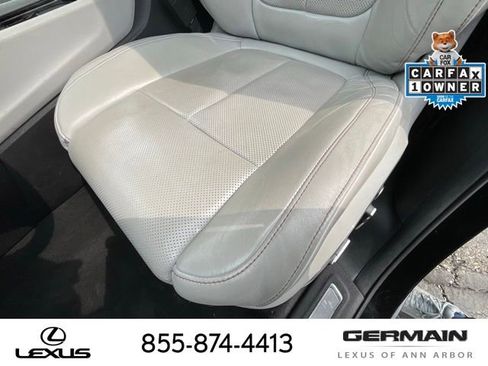 Used 2022 Jeep Grand Cherokee L Overland w/ Luxury Tech Group IV AWD/4WD image 22