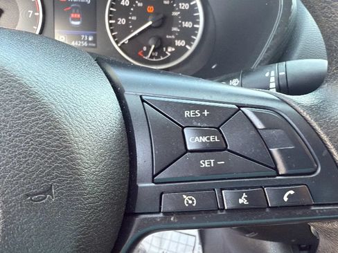 Used 2025 Nissan Sentra S FWD image 17