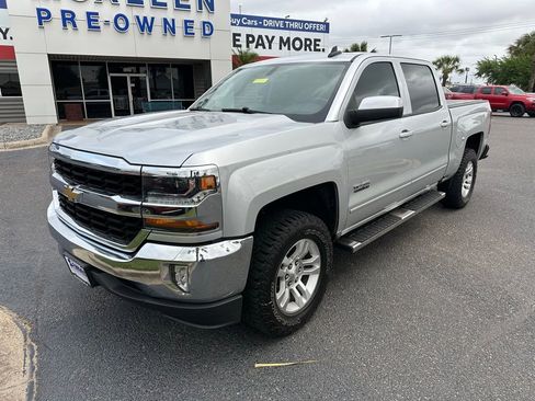 Used 2018 Chevrolet Silverado 1500 LT w/ Texas Edition image 2