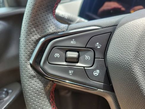 Used 2025 Chevrolet Trax RS w/ Driver Confidence Package FWD image 20