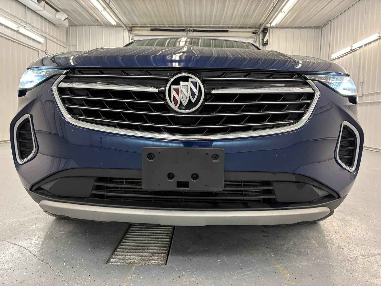 Used 2023 Buick Envision Preferred FWD image 11