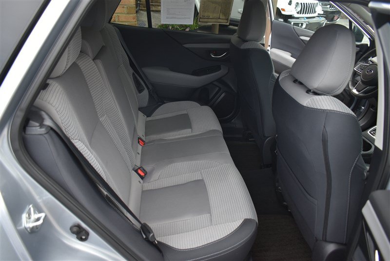 Used 2024 Subaru Outback Premium AWD/4WD image 25