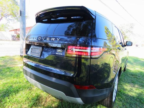 Used 2018 Land Rover Discovery HSE image 7