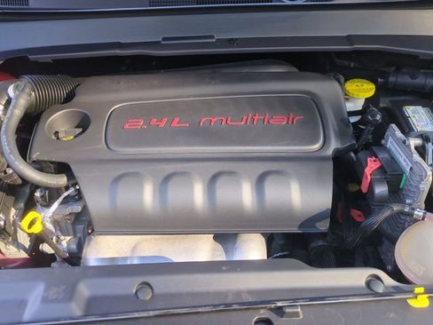 Used 2022 Jeep Compass Latitude AWD/4WD image 25