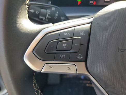 Certified 2025 Volkswagen Tiguan S image 17