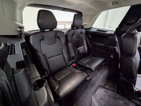 Used 2023 Volvo XC90 T8 Ultimate w/ Lounge Package AWD/4WD image 28
