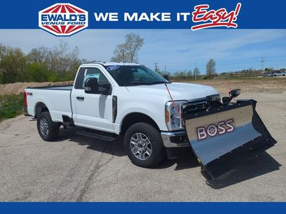 New 2025 Ford F350 XLT w/ FX4 Off-Road Package