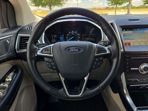 Used 2019 Ford Edge Titanium AWD/4WD image 20